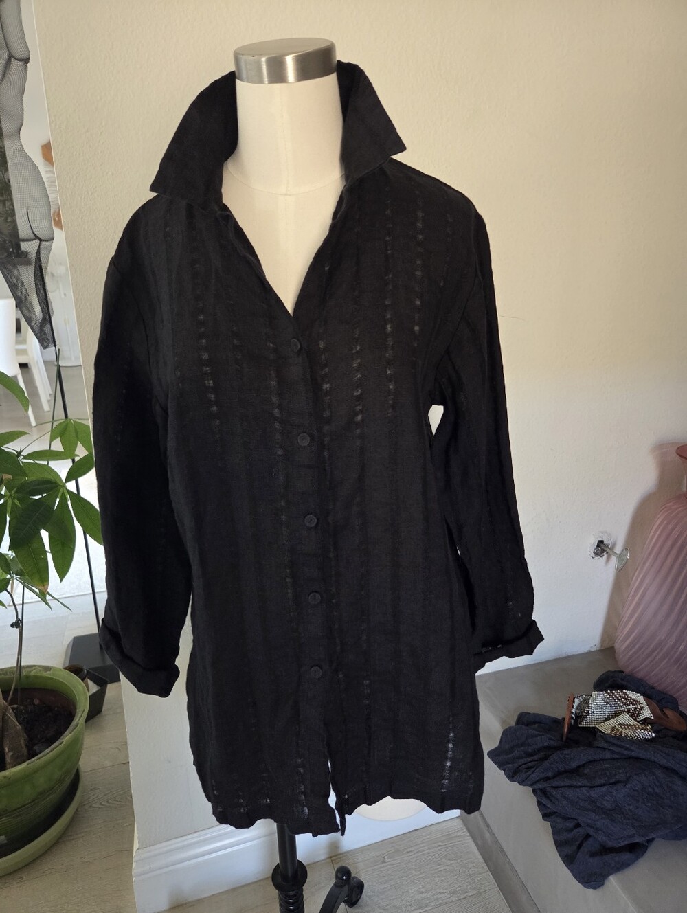 Eileen Fisher Black Button-Up Linen  Lightweight Collared Shirt
